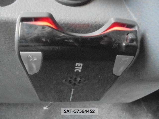 Mitsubishi CANTER 2013-04 2007173-12