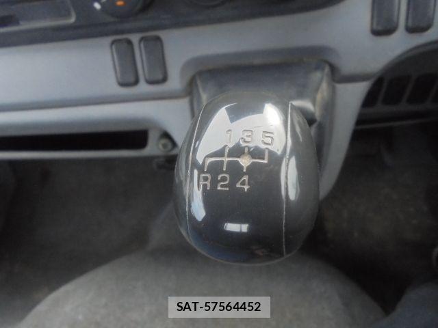 Mitsubishi CANTER 2013-04 2007173-16