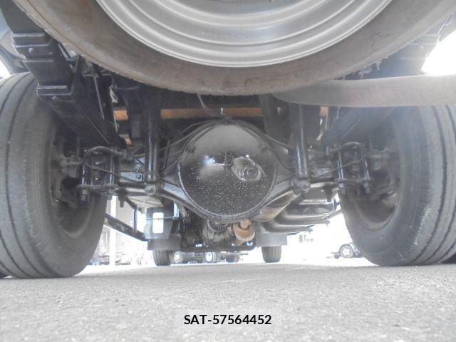 Mitsubishi CANTER 2013-04 2007173-25