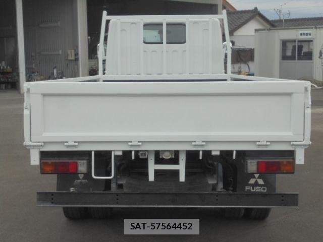 Mitsubishi CANTER 2013-04 2007173-27