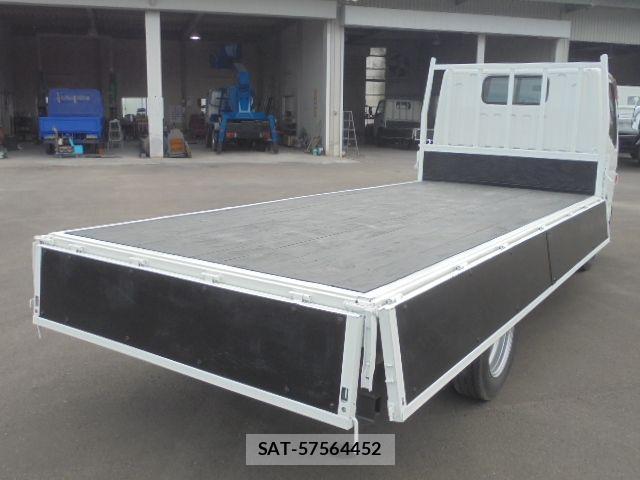 Mitsubishi CANTER 2013-04 2007173-2