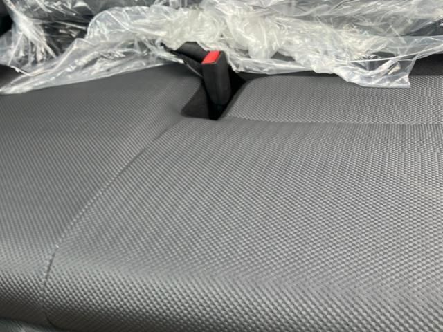 Mitsubishi CANTER 2025-06 2018138-17