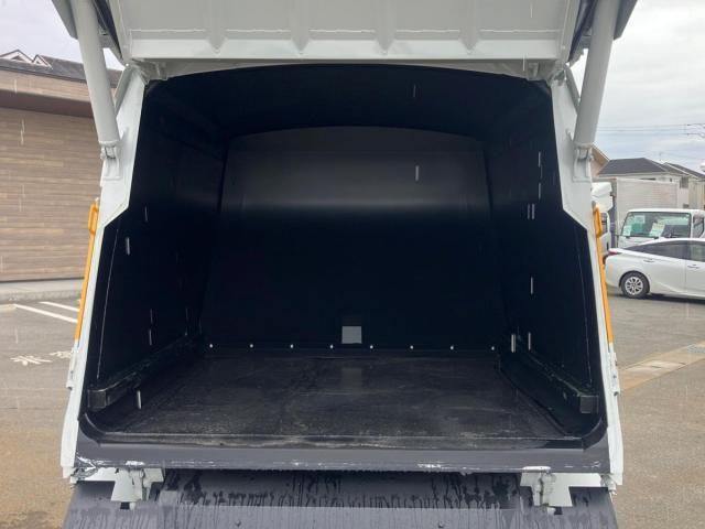Mitsubishi CANTER 2025-06 2018138-7