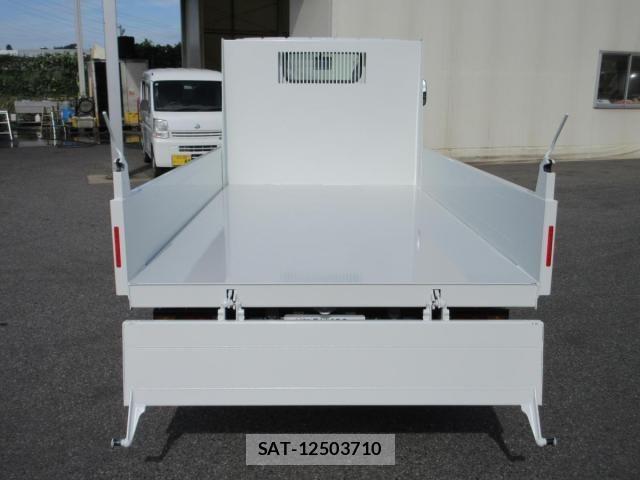 Mitsubishi CANTER 2025-09 2077332-21
