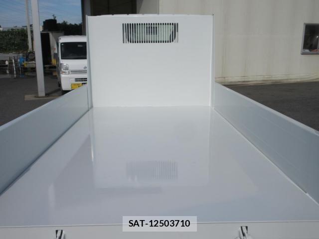 Mitsubishi CANTER 2025-09 2077332-22
