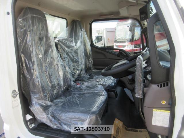Mitsubishi CANTER 2025-09 2077332-6