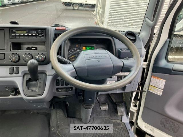 Mitsubishi CANTER 2011-11 2077392-15