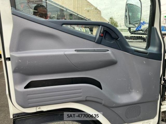 Mitsubishi CANTER 2011-11 2077392-28