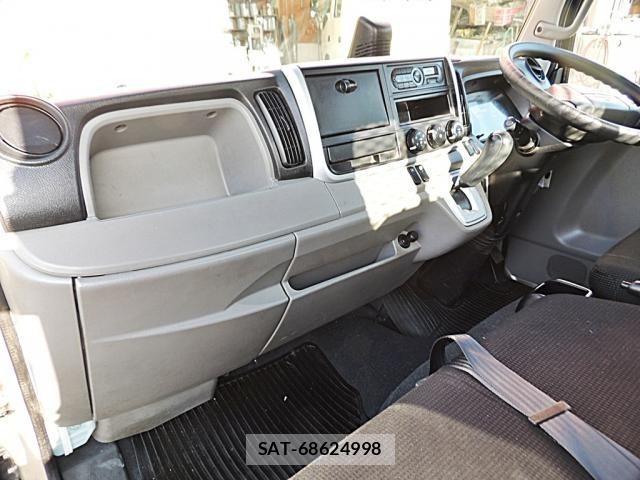 Mitsubishi CANTER 2018-06 2077399-24