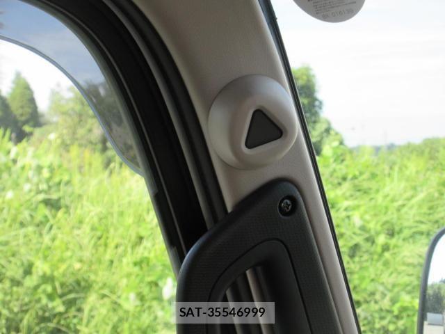 Mitsubishi CANTER 2025-09 2077321-15
