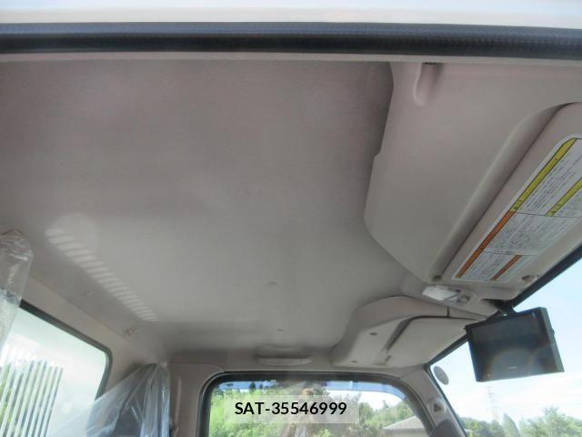 Mitsubishi CANTER 2025-09 2077321-16