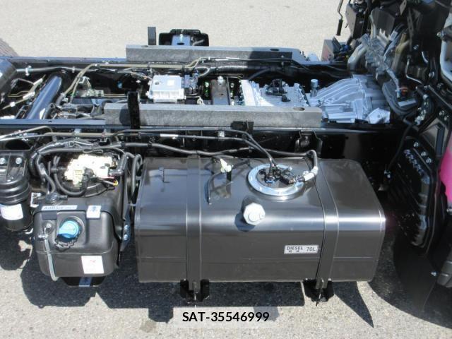 Mitsubishi CANTER 2025-09 2077321-24