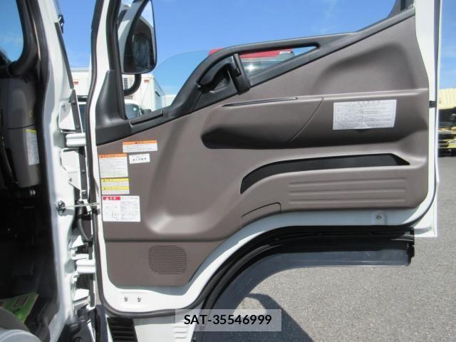 Mitsubishi CANTER 2025-09 2077321-7