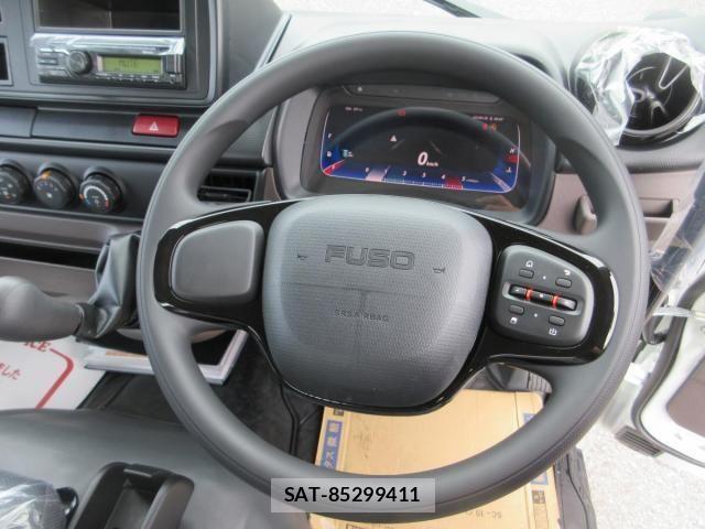 Mitsubishi CANTER 2025-09 2077336-10