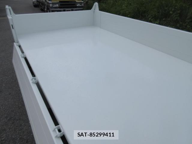 Mitsubishi CANTER 2025-09 2077336-25