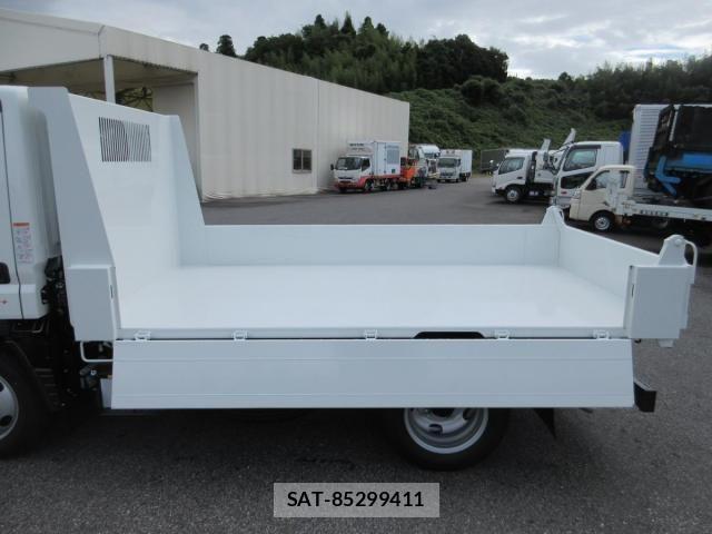 Mitsubishi CANTER 2025-09 2077336-26
