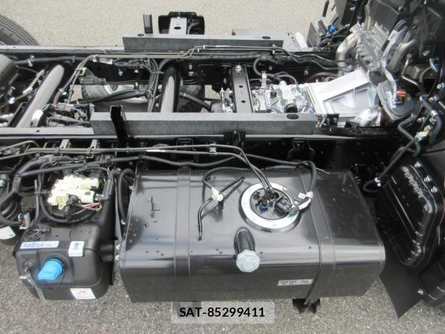 Mitsubishi CANTER 2025-09 2077336-29