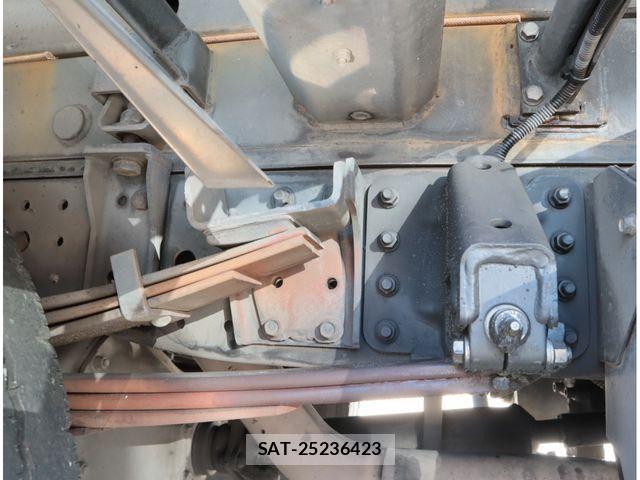 Mitsubishi CANTER 2022-04 2207085-18