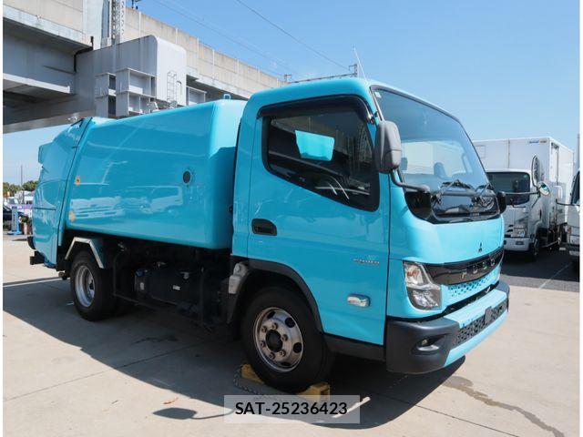 Mitsubishi CANTER 2022-04 2207085-1