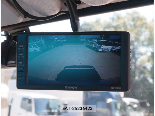 Mitsubishi CANTER 2022-04 2207085-24