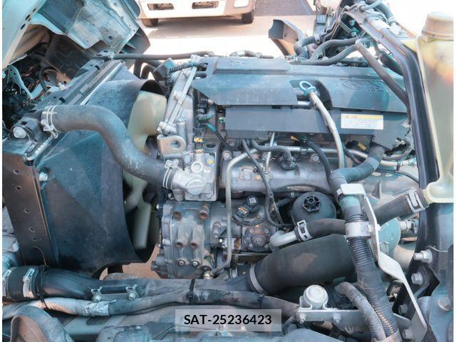 Mitsubishi CANTER 2022-04 2207085-29