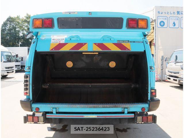Mitsubishi CANTER 2022-04 2207085-7