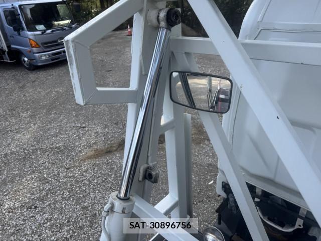 Mitsubishi CANTER 2013-09 2316049-14