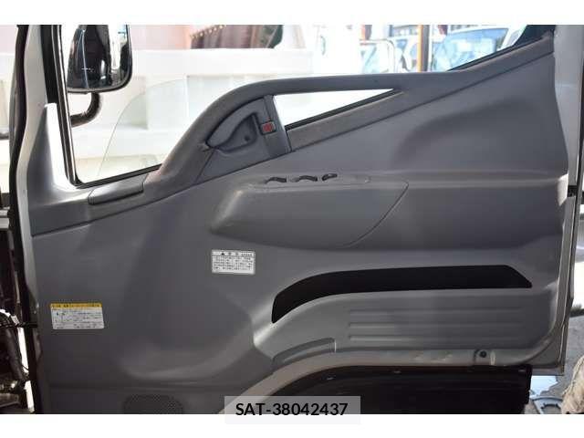 Mitsubishi CANTER 2008-12 2316076-8