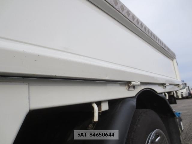 Mitsubishi CANTER 2023-03 2316050-25