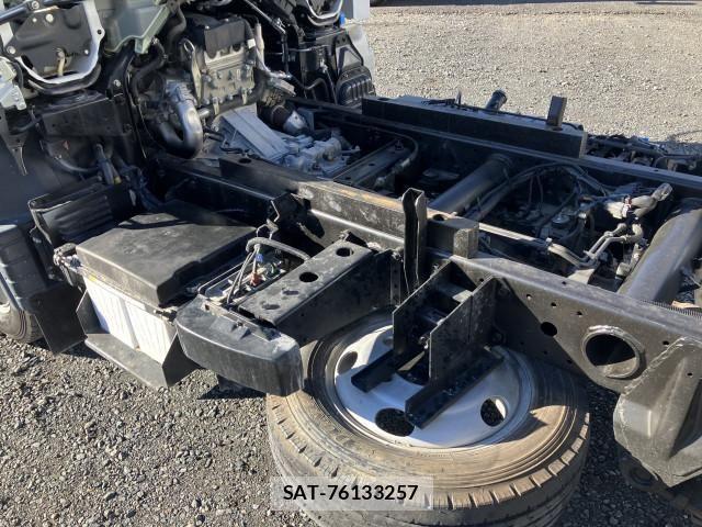 Mitsubishi CANTER 2021-12 2316051-24