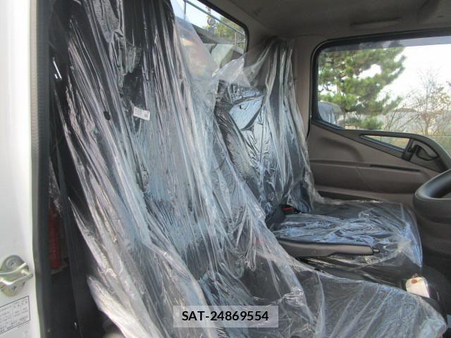 Mitsubishi CANTER 2024-11 2316037-16