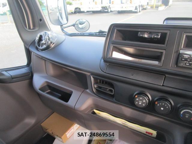 Mitsubishi CANTER 2024-11 2316037-21