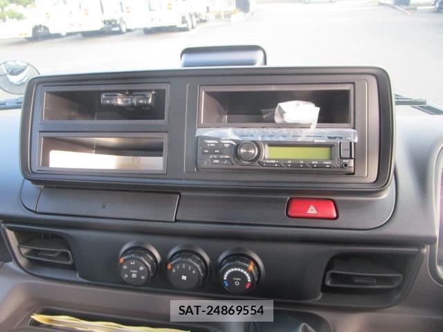Mitsubishi CANTER 2024-11 2316037-22