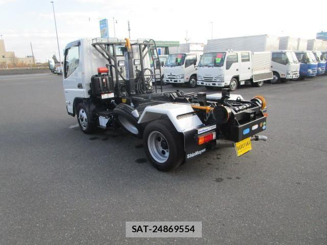 Mitsubishi CANTER 2024-11 2316037-2