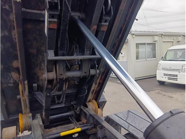 Mitsubishi CANTER 2021-04 2317724-10
