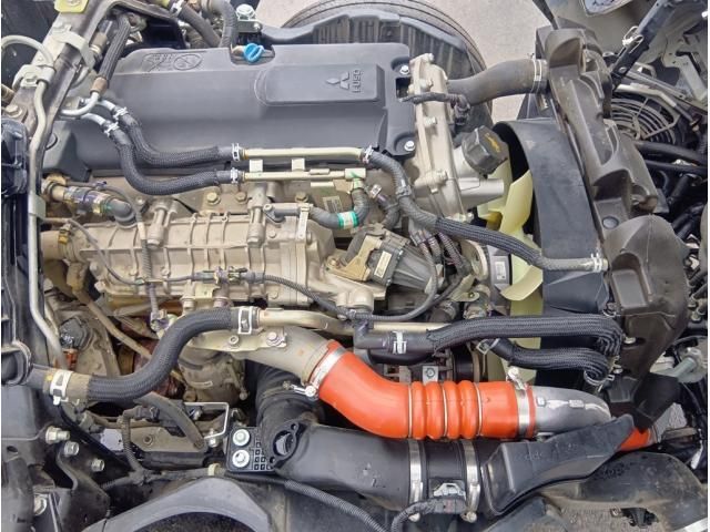Mitsubishi CANTER 2021-04 2317724-17