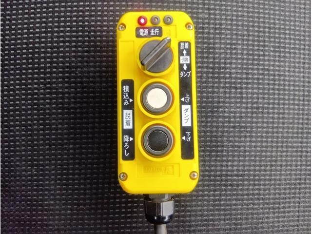 Mitsubishi CANTER 2021-04 2317724-28