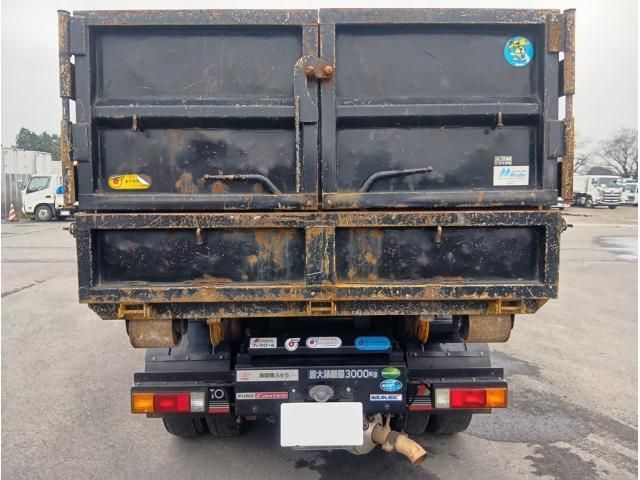 Mitsubishi CANTER 2021-04 2317724-4
