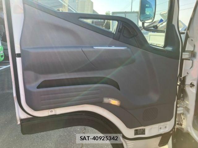 Mitsubishi CANTER 2014-07 2345917-27