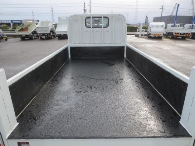 Mitsubishi CANTER 2022-04 2385606-9