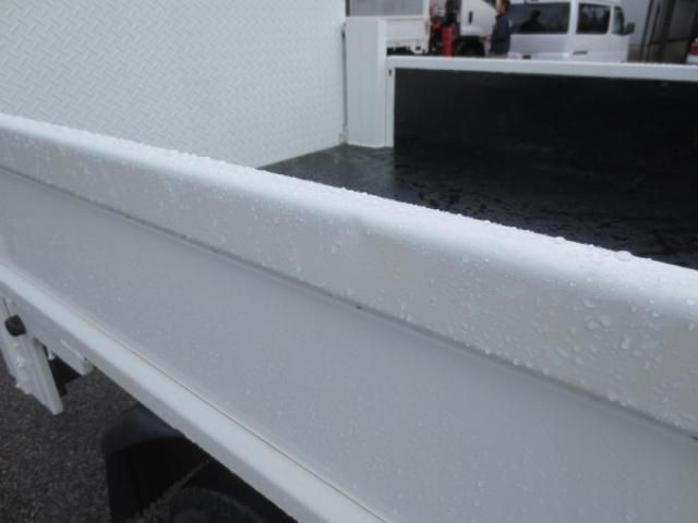 Mitsubishi CANTER 2022-04 2385606-17