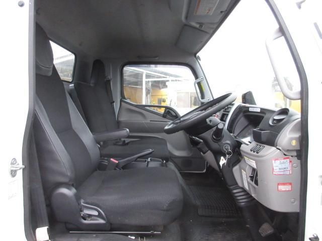 Mitsubishi CANTER 2020-07 2385589-11
