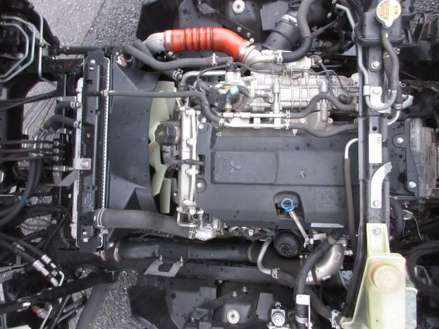 Mitsubishi CANTER 2020-07 2385589-16