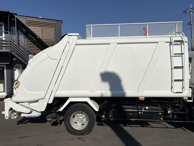 Mitsubishi CANTER 2015-06 2385596-5