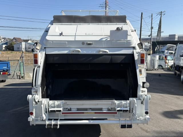 Mitsubishi CANTER 2015-06 2385596-8