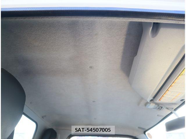 Mitsubishi CANTER 2017-09 2661148-25