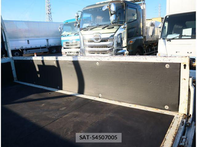 Mitsubishi CANTER 2017-09 2661148-8