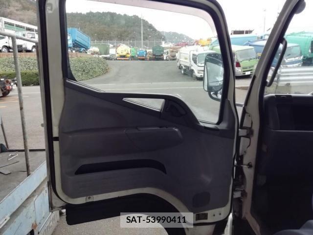 Mitsubishi CANTER 2010-07 2661144-28
