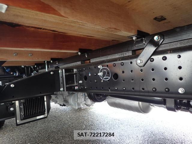 Mitsubishi CANTER 2025-09 2661153-9