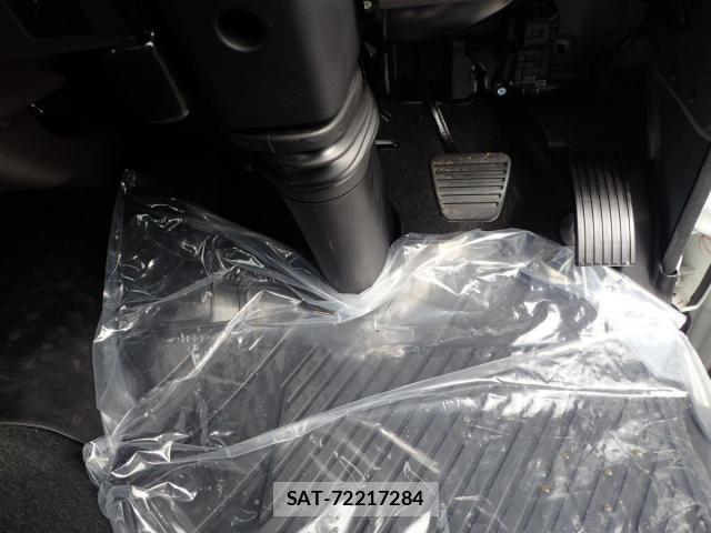 Mitsubishi CANTER 2025-09 2661153-21
